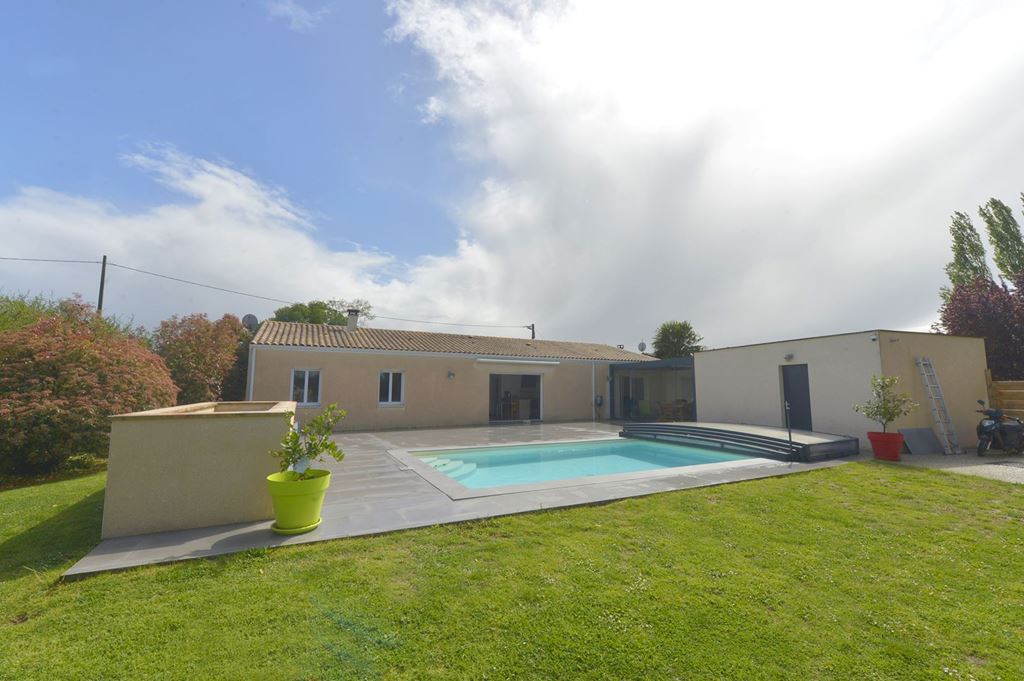 Maison THAIMS 489840€ Agence de L'Estuaire Maison THAIMS 489840€ Agence de L'Estuaire
