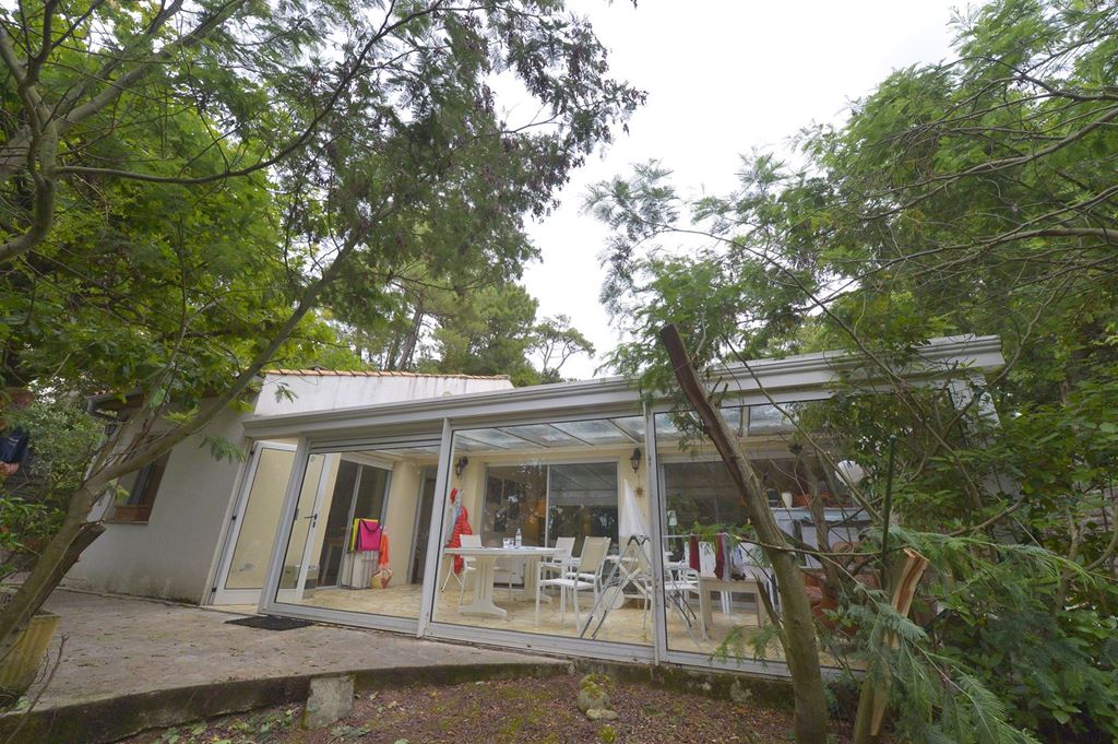 Maison St Georges de Didonne 748800€ Agence de L'Estuaire Maison St Georges de Didonne 748800€ Agence de L'Estuaire