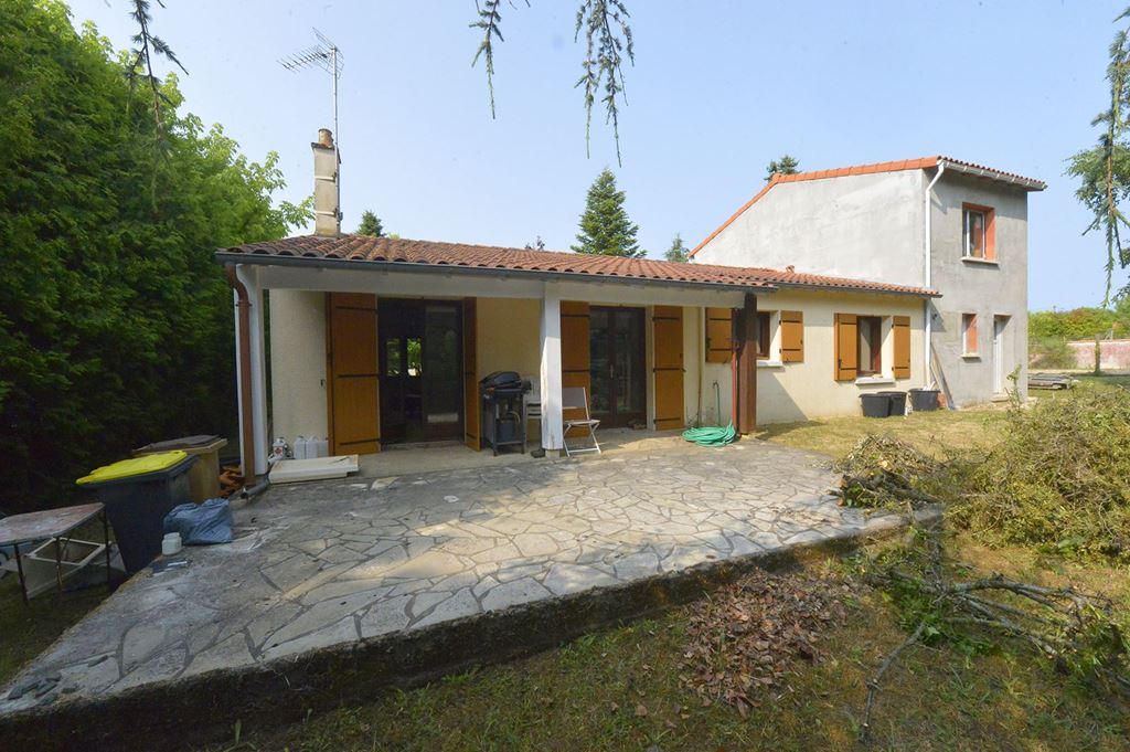 Maison MESCHERS SUR GIRONDE 333900€ Agence de L'Estuaire Maison MESCHERS SUR GIRONDE 333900€ Agence de L'Estuaire