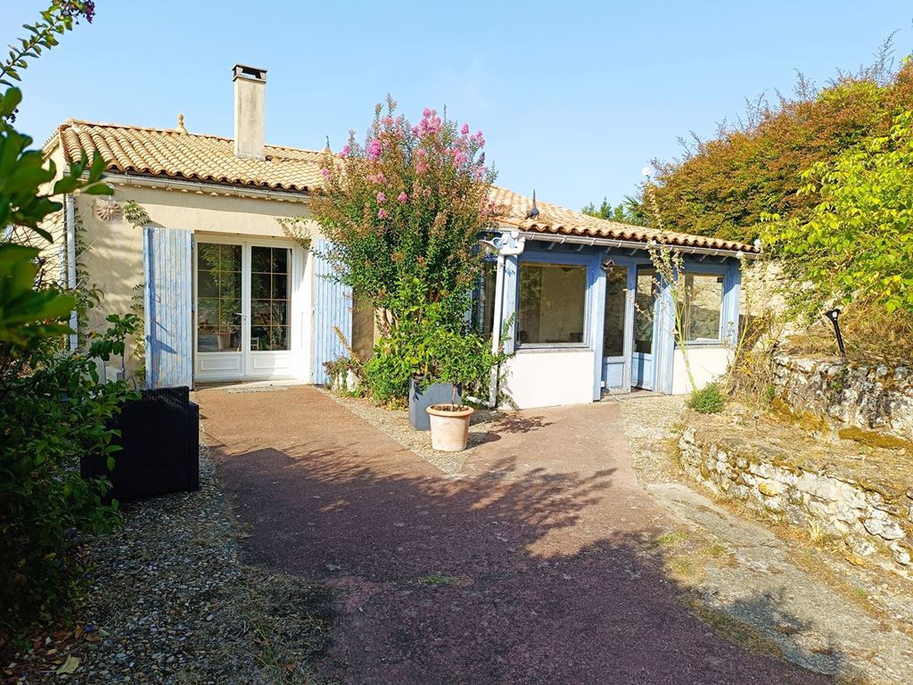 Maison TALMONT 260000€ Agence de L'Estuaire Maison TALMONT 260000€ Agence de L'Estuaire