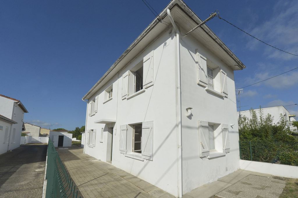 Maison ROYAN 225000€ Agence de L'Estuaire Maison ROYAN 225000€ Agence de L'Estuaire