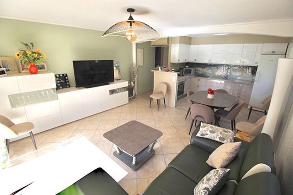 Appartement CAVALAIRE SUR MER (83240) Agence de L Appartement CAVALAIRE SUR MER (83240) Agence de L