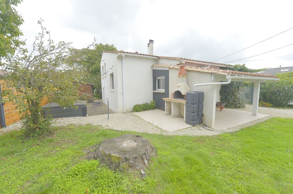 Maison COZES (17120) Agence de L Maison COZES (17120) Agence de L