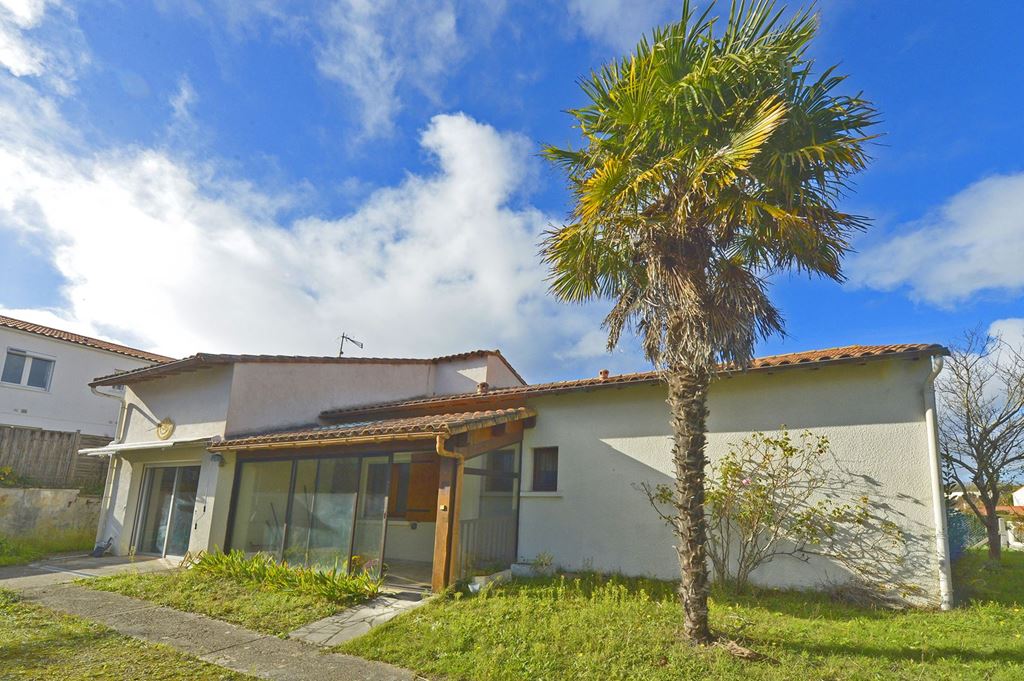 Maison St Georges de Didonne 314000€ Agence de L'Estuaire Maison St Georges de Didonne 314000€ Agence de L'Estuaire