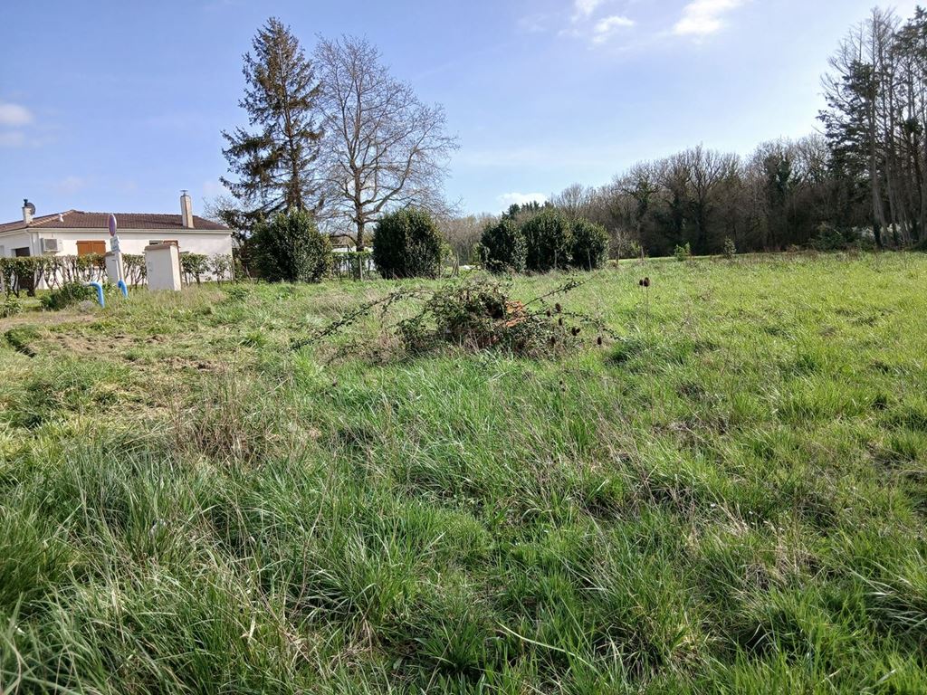 Terrain MEDIS 98500€ Agence de L'Estuaire Terrain MEDIS 98500€ Agence de L'Estuaire
