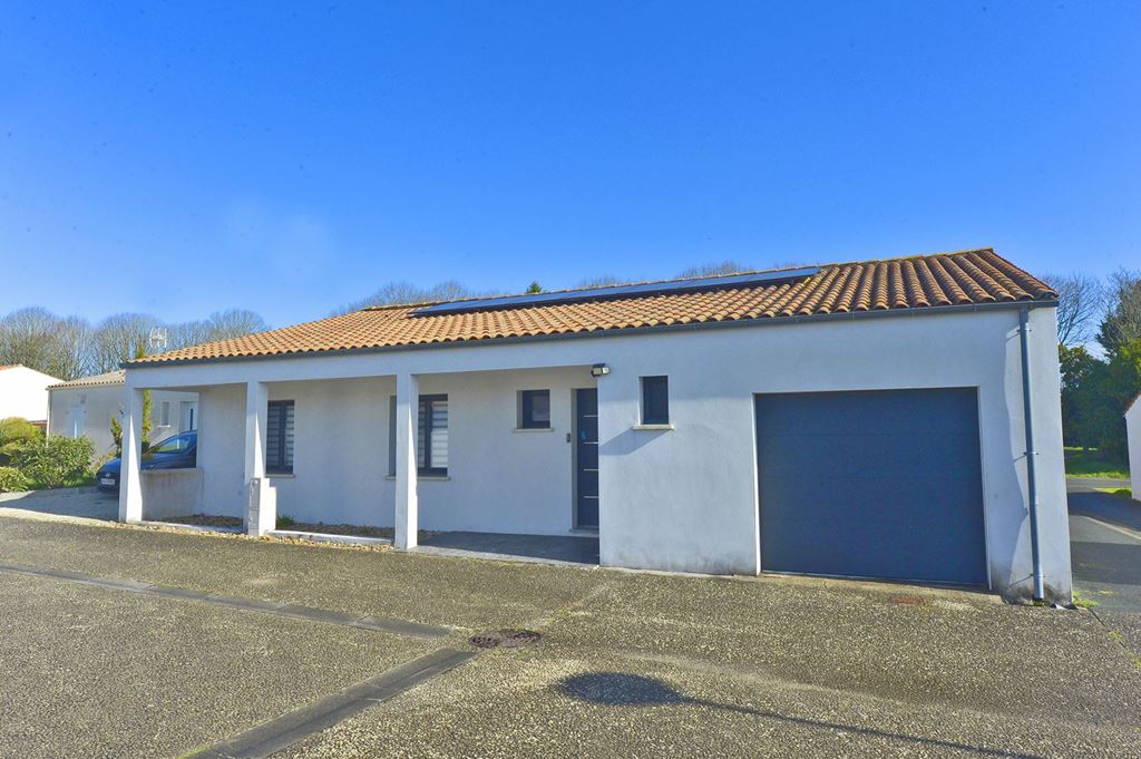 Maison ARCES 299000€ Agence de L'Estuaire