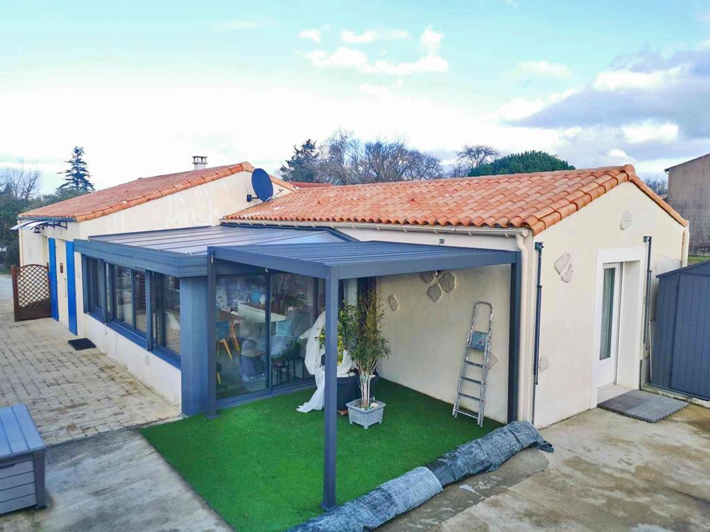 Maison MEDIS 350000€ Agence de L'Estuaire Maison MEDIS 350000€ Agence de L'Estuaire