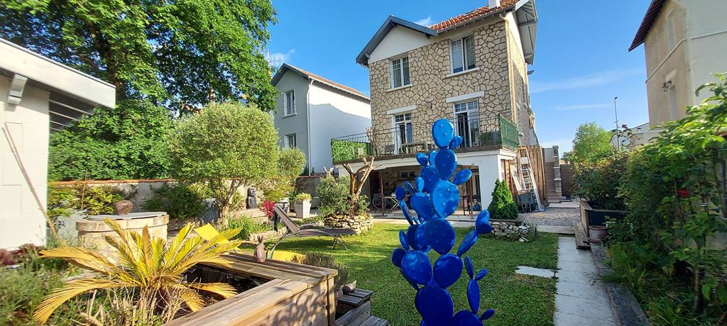 Maison ROCHEFORT 317800€ Agence de L'Estuaire Maison ROCHEFORT 317800€ Agence de L'Estuaire