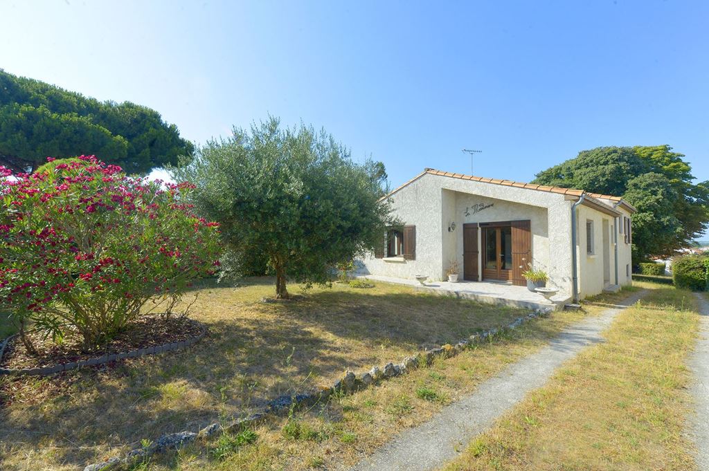 Maison MESCHERS SUR GIRONDE 398000€ Agence de L'Estuaire Maison MESCHERS SUR GIRONDE 398000€ Agence de L'Estuaire