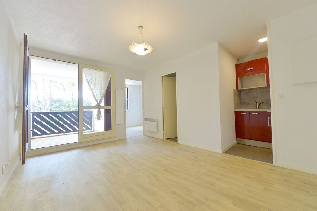 Appartement Appartement St Georges de Didonne 137500€ Agence de L'Estuaire Appartement Appartement St Georges de Didonne 137500€ Agence de L'Estuaire