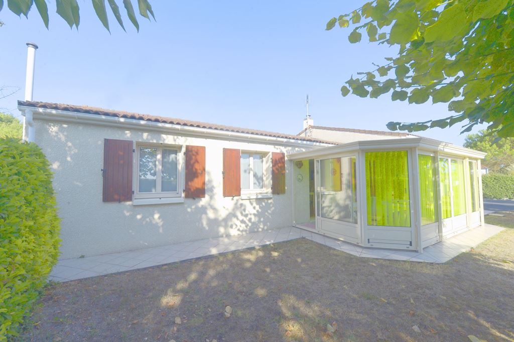 Maison SEMUSSAC 251000€ Agence de L'Estuaire Maison SEMUSSAC 251000€ Agence de L'Estuaire
