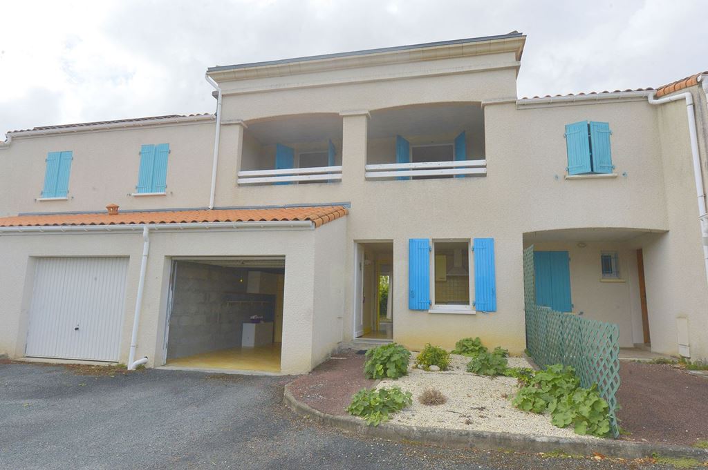 Maison MESCHERS SUR GIRONDE 243500€ Agence de L'Estuaire Maison MESCHERS SUR GIRONDE 243500€ Agence de L'Estuaire
