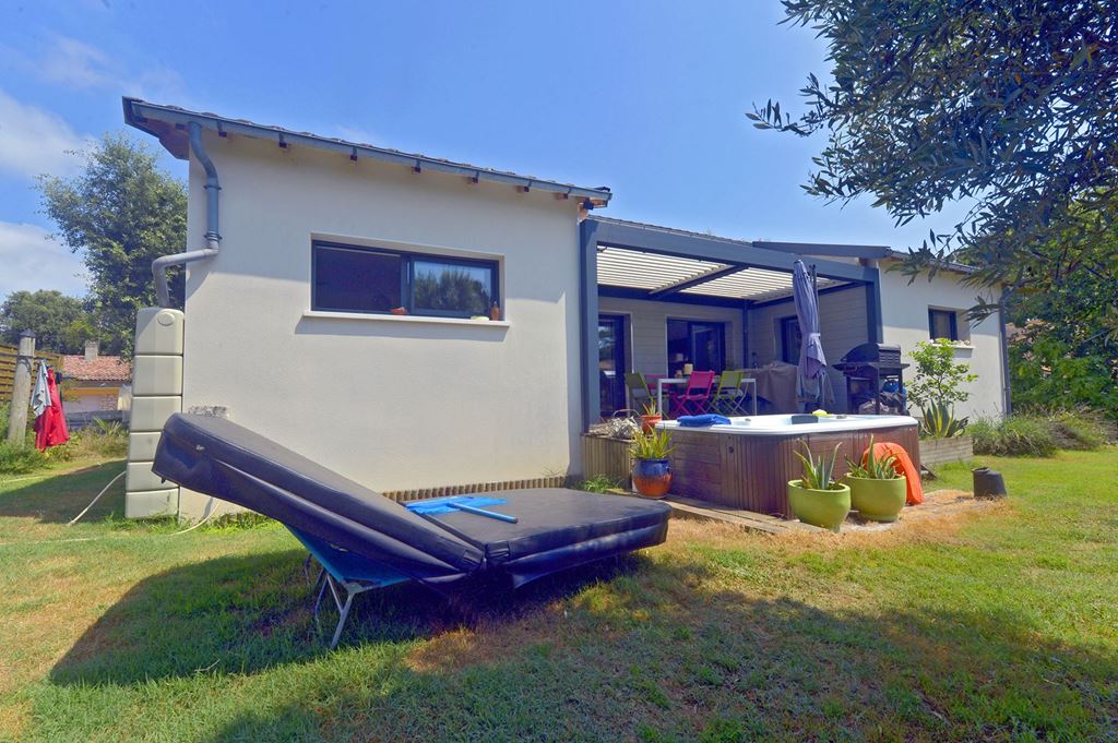 Maison MESCHERS SUR GIRONDE 518960€ Agence de L'Estuaire Maison MESCHERS SUR GIRONDE 518960€ Agence de L'Estuaire