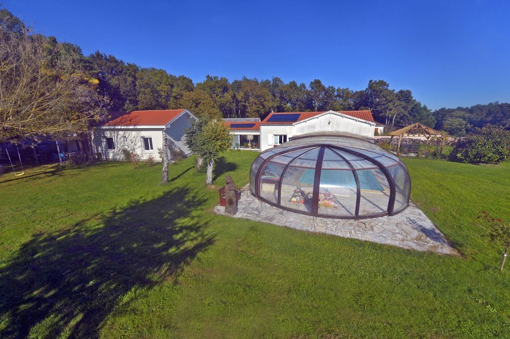 Maison GREZAC 792000€ Agence de L'Estuaire Maison GREZAC 792000€ Agence de L'Estuaire
